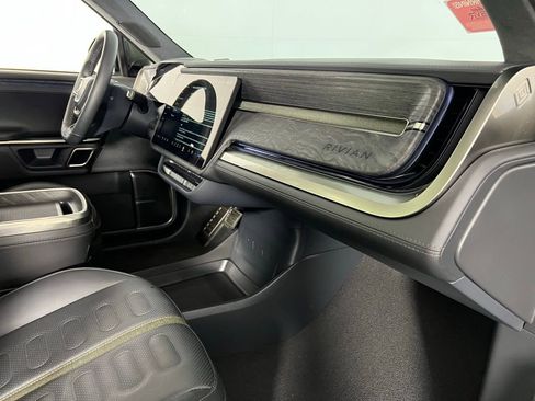 Used 2023 Rivian R1S Launch Edition image 35