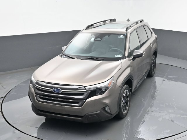 Used 2025 Subaru Forester Premium AWD/4WD image 22