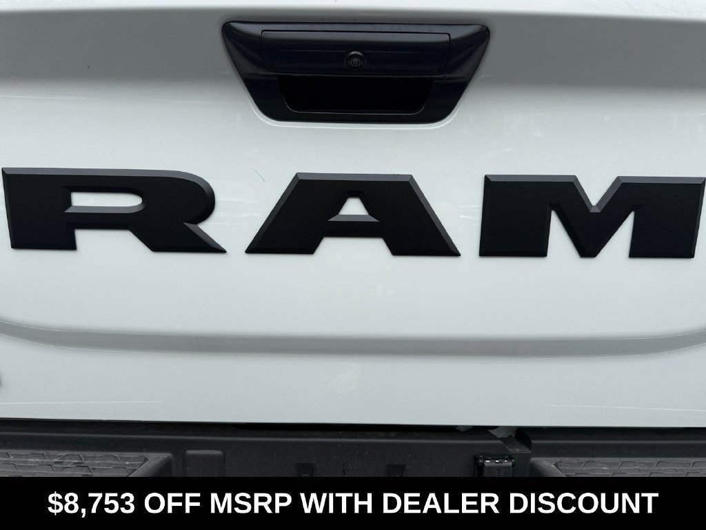 New 2026 RAM 3500 Big Horn AWD/4WD image 17