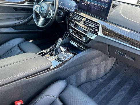 Used 2023 BMW 530e 530e iPerformance w/ Executive Package image 16