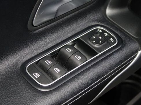 Used 2019 Mercedes-Benz A 220 4MATIC image 13