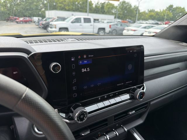 Certified 2024 Chevrolet Colorado Trail Boss w/ Technology Package AWD/4WD image 25
