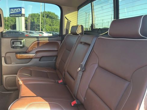 Used 2015 Chevrolet Silverado 2500 High Country w/ Duramax Plus Package AWD/4WD image 47