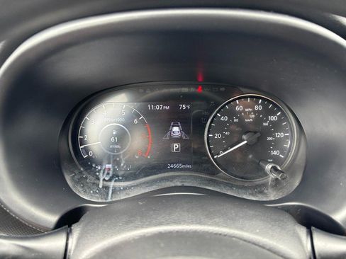 Used 2022 Nissan Kicks SV FWD image 19