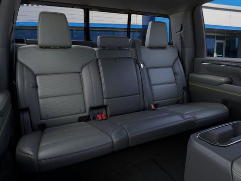 New 2026 Chevrolet Silverado 2500 ZR2 w/ ZR2 Bison Edition image 17