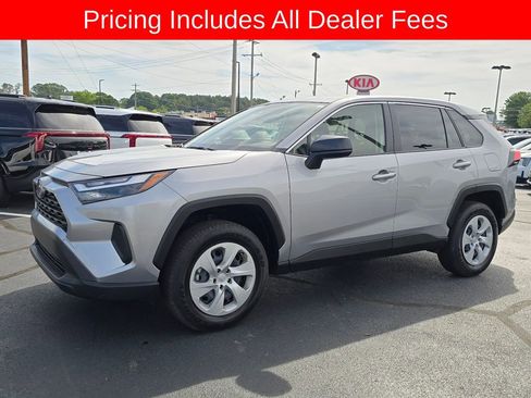 Used 2025 Toyota RAV4 LE FWD image 7
