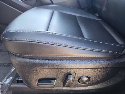 Used 2025 Kia Telluride S FWD image 31