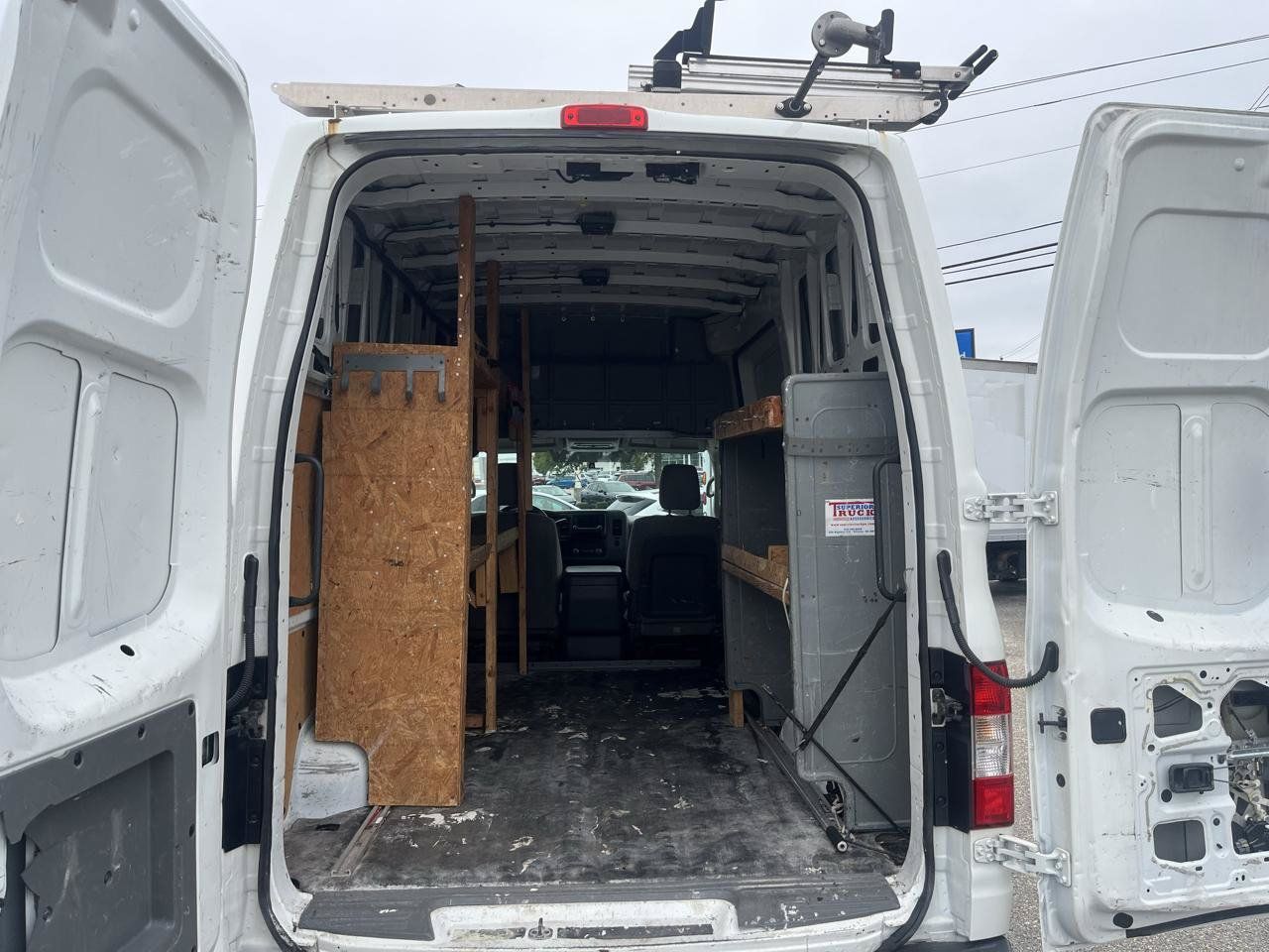 Used 2018 Nissan NV 2500 SV RWD image 19