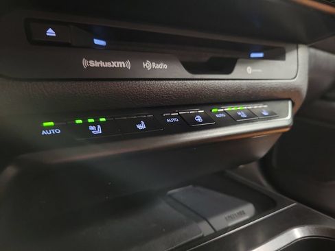 Used 2019 Lexus UX 250h AWD/4WD image 21