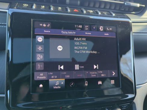 Used 2025 Jeep Grand Cherokee Altitude image 17