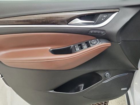 Certified 2021 Buick Enclave Avenir w/ Avenir Technology Package image 19