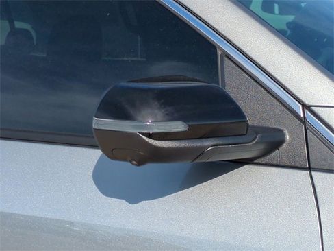 New 2026 Chevrolet Traverse LT w/ Driver Confidence Package image 12