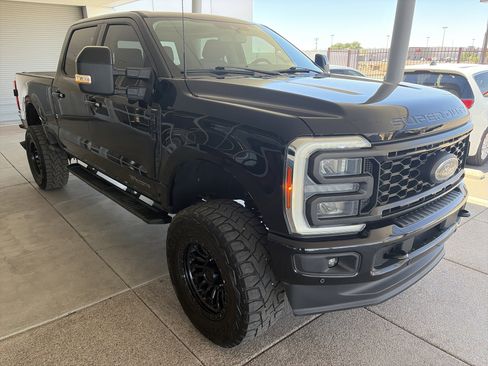 Used 2023 Ford F250 Lariat w/ Lariat Ultimate Package AWD/4WD image 3