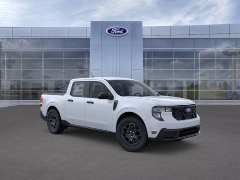 New 2026 Ford Maverick XLT w/ XLT Luxury Package FWD image 40