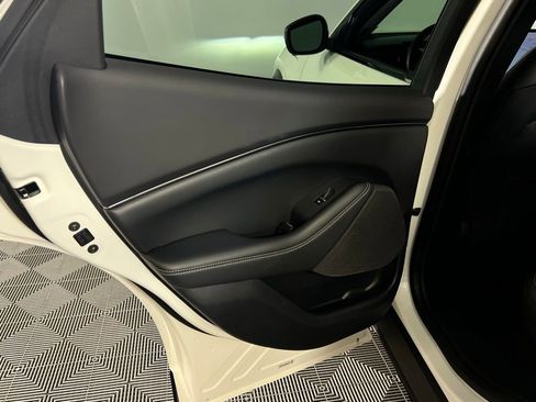 Used 2024 Ford Mustang Mach-E Select image 24