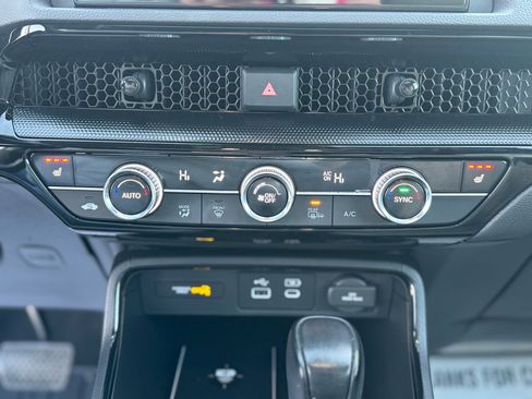 Used 2024 Honda CR-V EX-L image 15