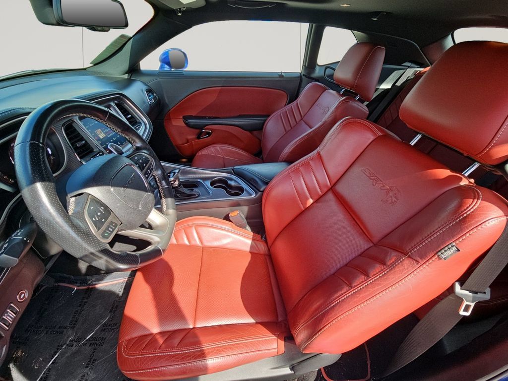 Used 2022 Dodge Challenger SRT Hellcat RWD image 10