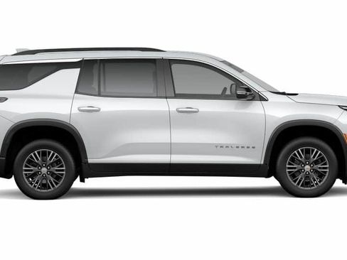 New 2026 Chevrolet Traverse LT w/ Driver Confidence Package FWD image 27