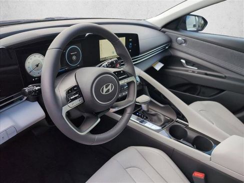 New 2026 Hyundai Elantra Limited image 3