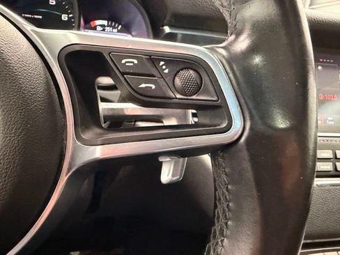 Used 2018 Porsche Macan Sport Edition AWD/4WD image 31