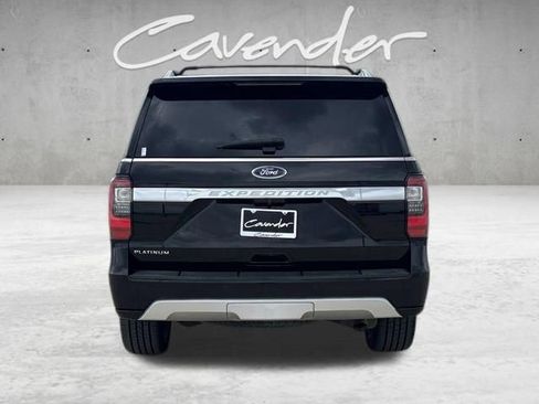 Used 2021 Ford Expedition Platinum RWD image 4