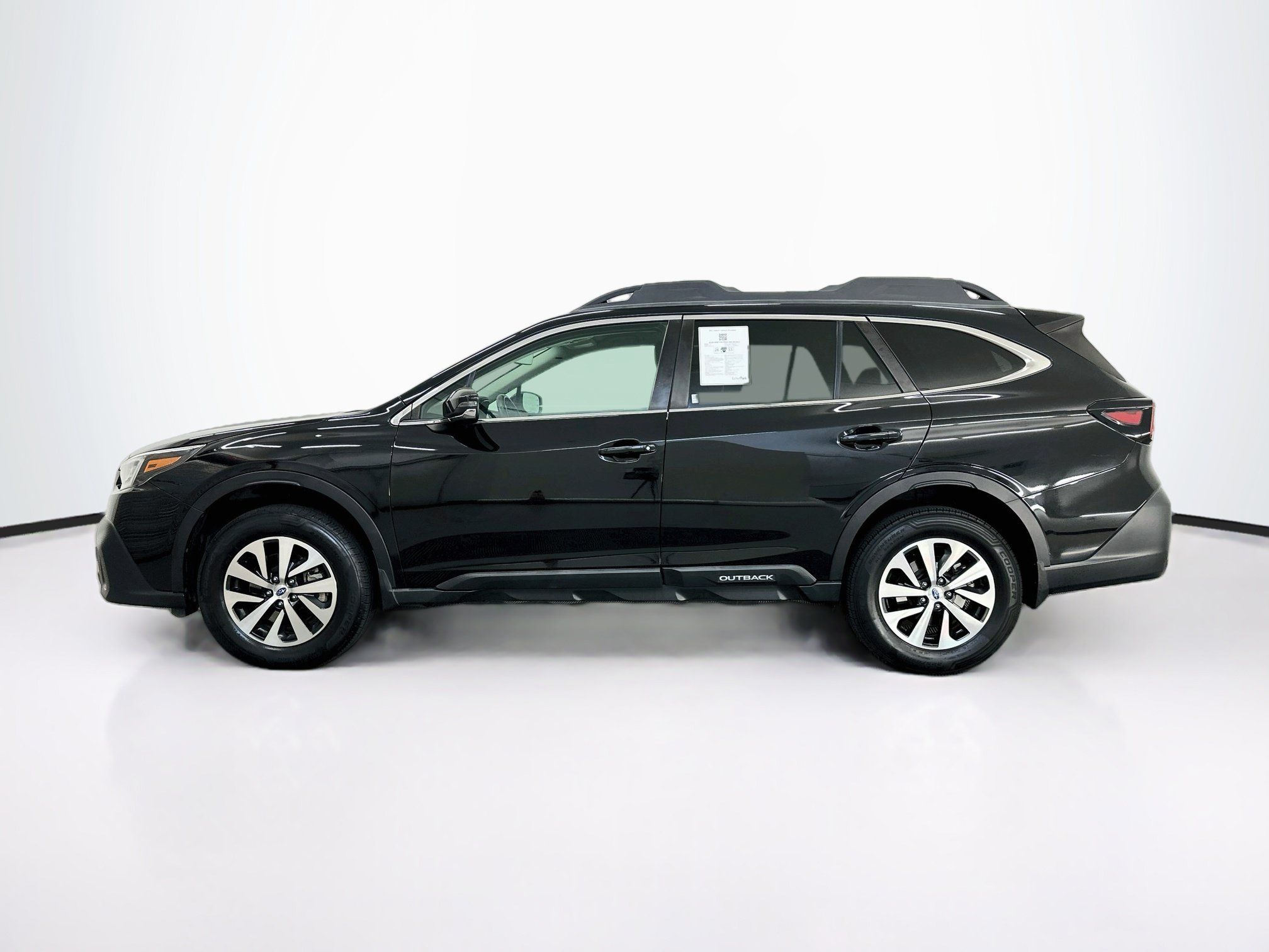 Used 2021 Subaru Outback Premium AWD/4WD image 4