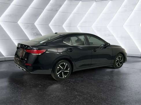 Used 2024 Nissan Sentra SV FWD image 4