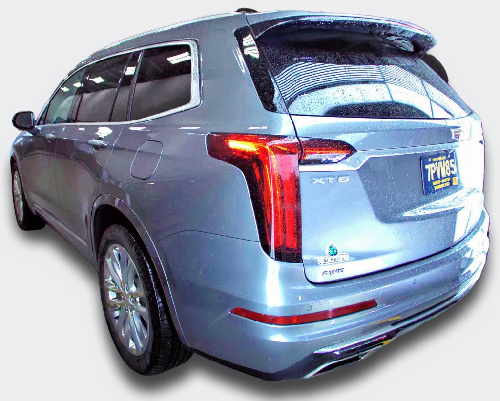 Used 2021 Cadillac XT6 Premium Luxury AWD/4WD image 4