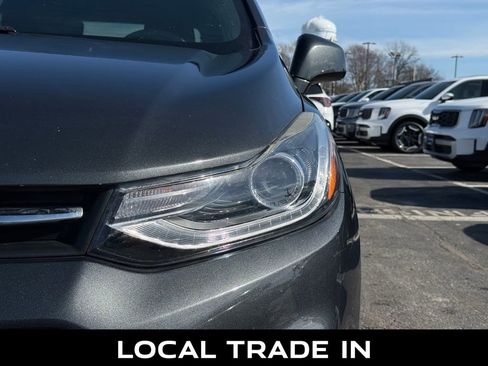 Used 2017 Chevrolet Trax LT image 4