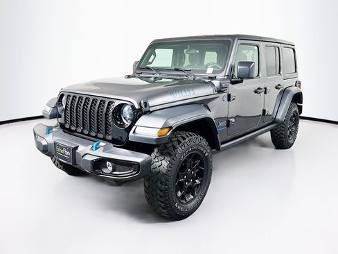 Used 2023 Jeep Wrangler Unlimited w/ Convenience Group AWD/4WD image 3