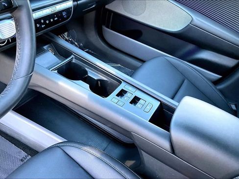 Certified 2023 Hyundai Ioniq 6 SEL RWD image 10