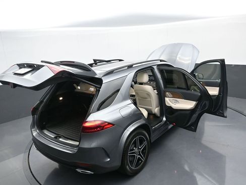 Used 2024 Mercedes-Benz GLE 450 4MATIC image 43