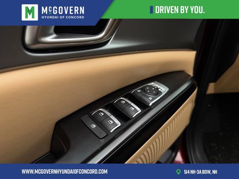 Used 2024 Kia Carnival LX image 21