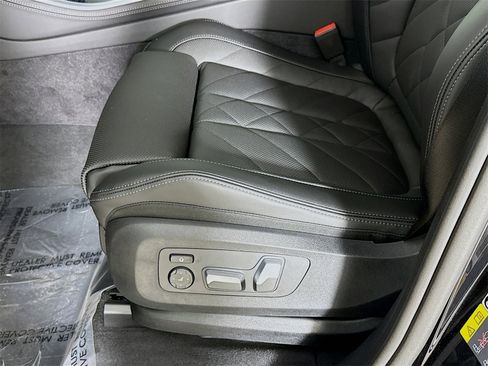 New 2026 BMW X5 xDrive50e w/ M Sport Package image 20