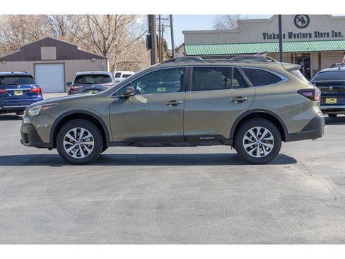 Used 2020 Subaru Outback Premium image 6