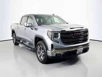 New 2026 GMC Sierra 1500 SLT w/ SLT Premium Package