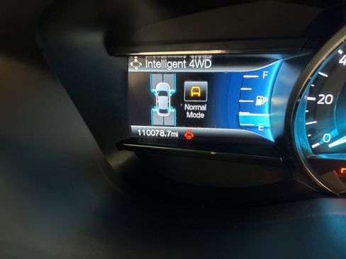 Certified 2017 Ford Explorer XLT w/ Equipment Group 202A image 15