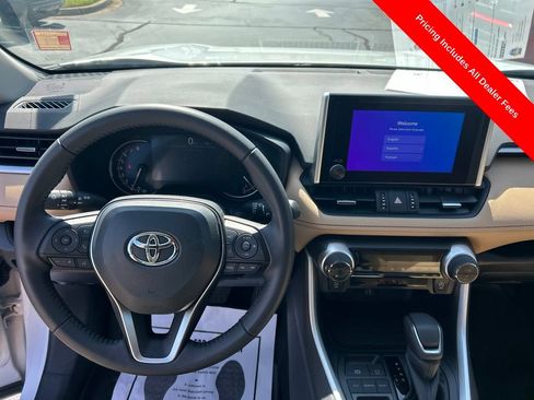 Used 2025 Toyota RAV4 XLE Premium FWD image 6