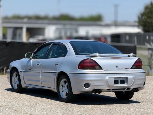 Used 2001 Pontiac Grand Am GT FWD image 10
