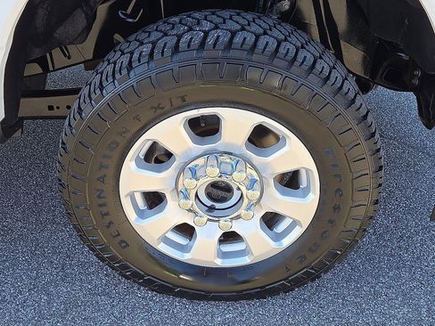 Certified 2024 Ford F250 XLT image 7