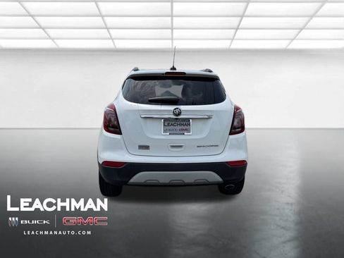 Used 2020 Buick Encore Preferred FWD image 5
