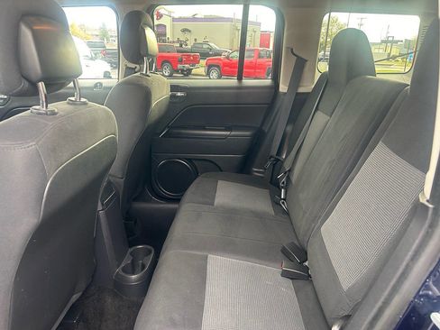 Used 2014 Jeep Patriot Latitude image 17