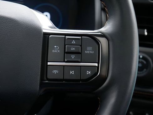 Used 2024 Ford Expedition Platinum AWD/4WD image 21