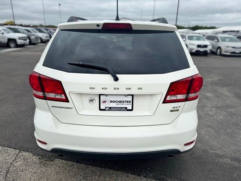 Used 2017 Dodge Journey SXT w/ Comfort/Convenience Group FWD image 43