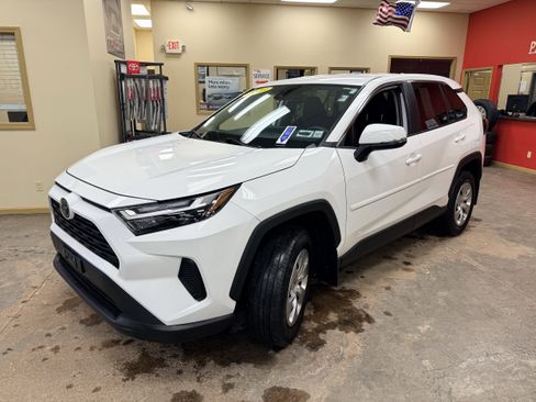 Used 2023 Toyota RAV4 LE image 3