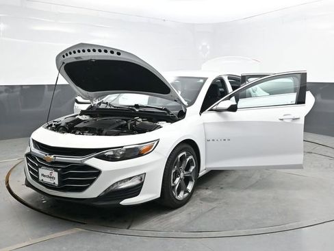 Used 2024 Chevrolet Malibu LT FWD image 47