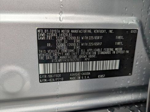 Used 2025 Toyota RAV4 LE image 21