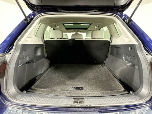 Used 2023 Volkswagen Tiguan SE image 28