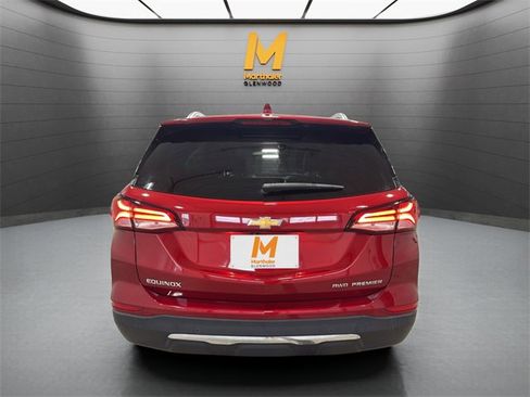 Used 2023 Chevrolet Equinox Premier image 8