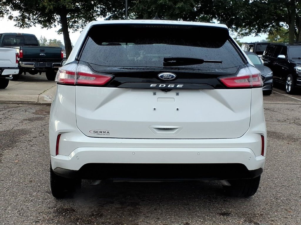 Used 2024 Ford Edge SEL AWD/4WD image 4